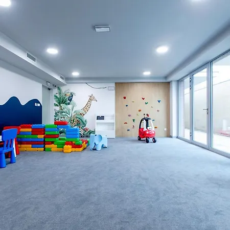 Klifowa 27 公寓 里沃